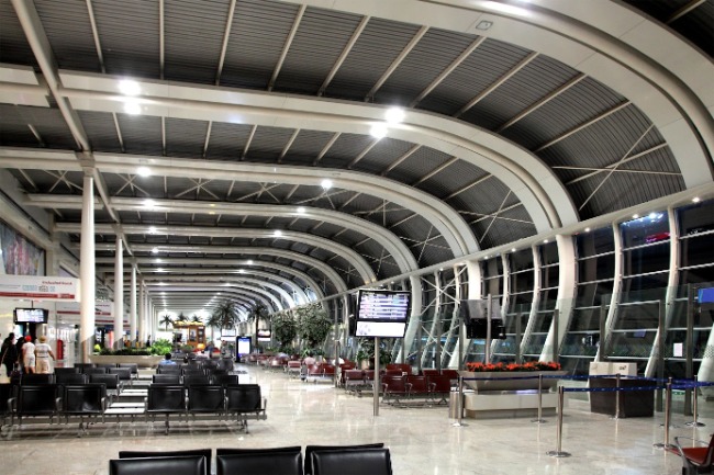 Bên trong sân bay Mumbai