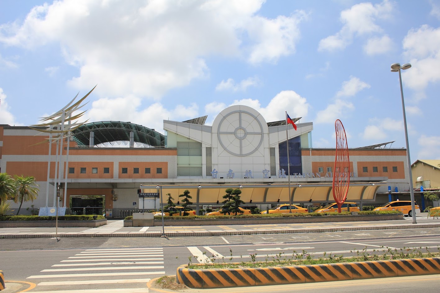 台南机场，台湾：地址、图片和注意事项