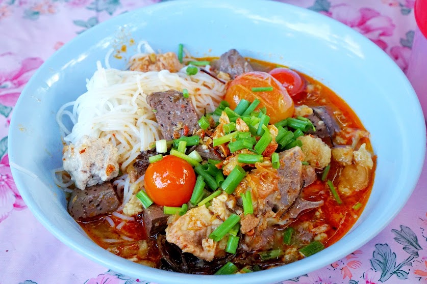 Khanom Jeen Nam Ngiao Chiang Rai