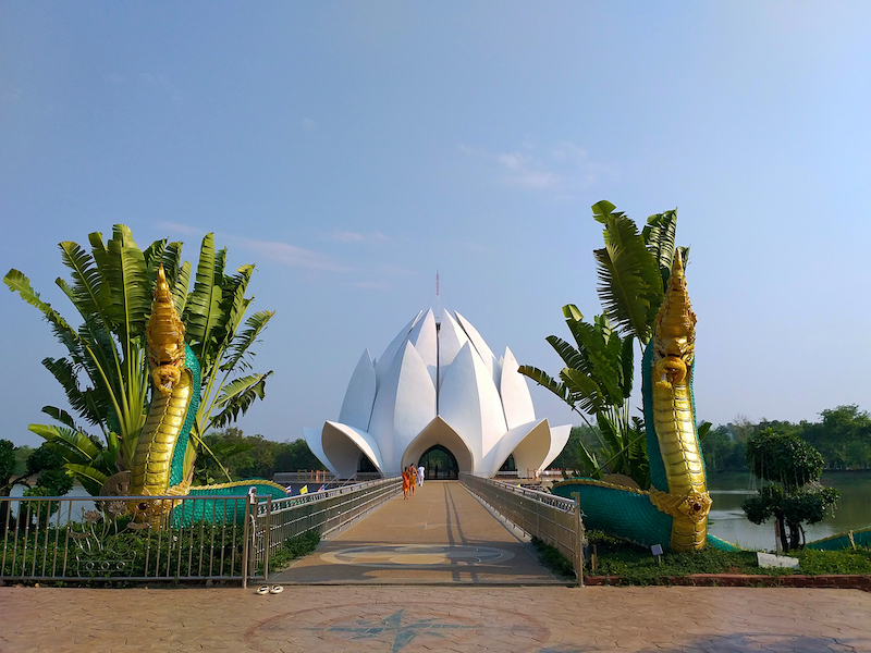 Chùa Wat Rong Khun Thái Lan