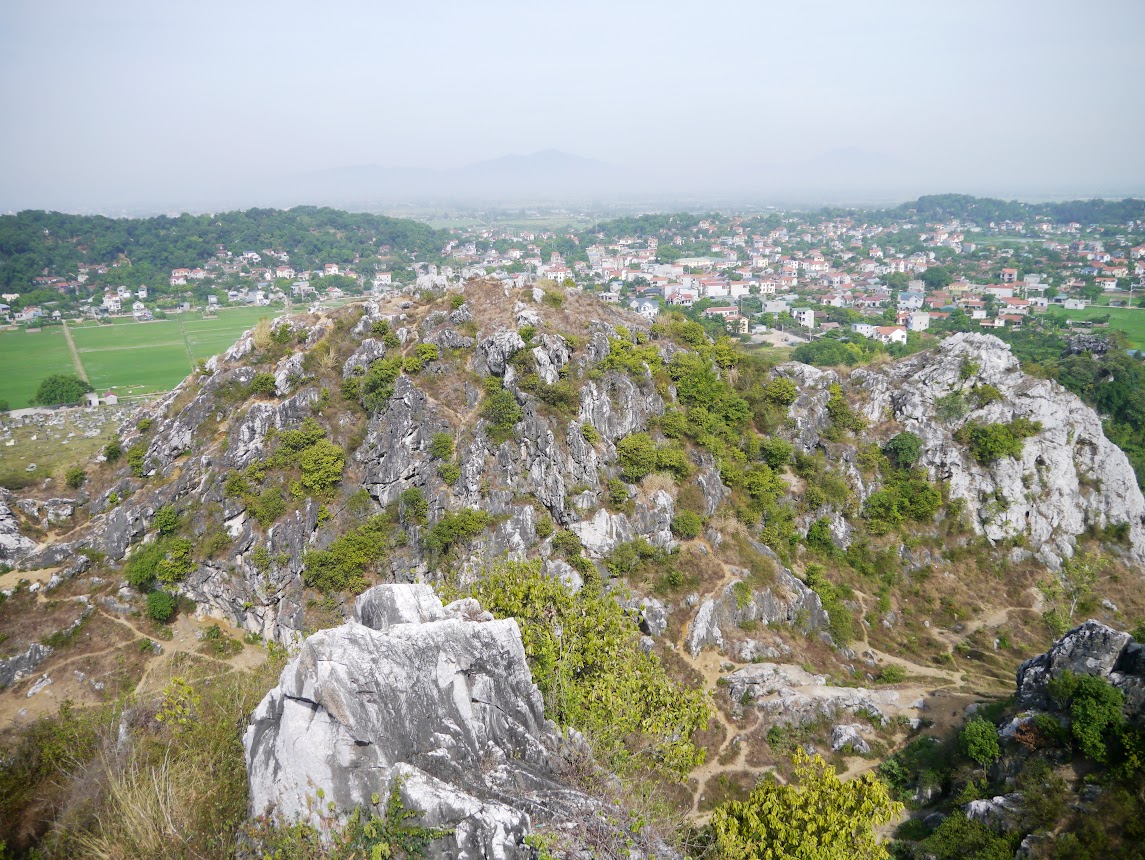 Visiting Tram Mountain - Hanoi