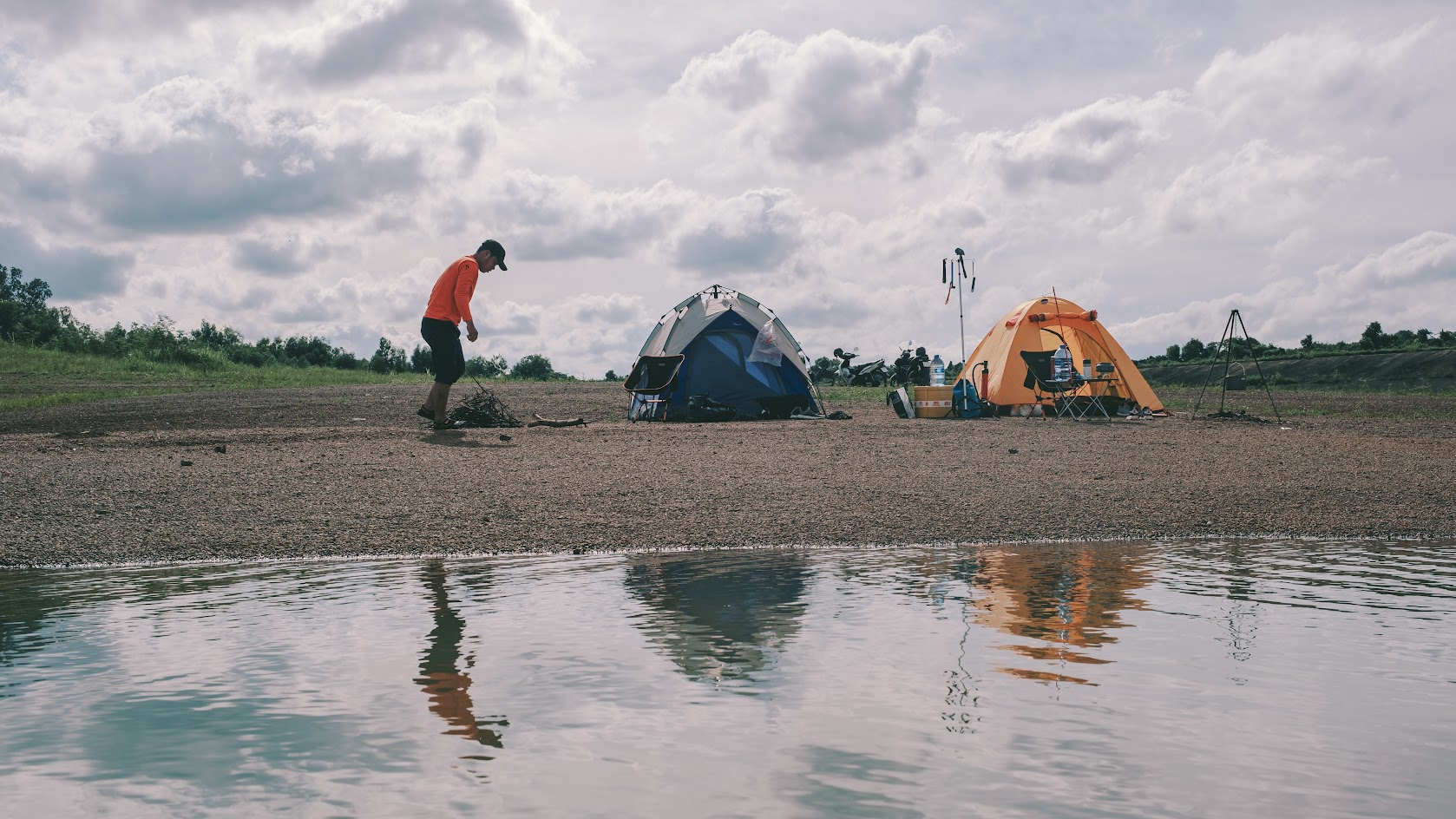 địa điểm camping bên hồ