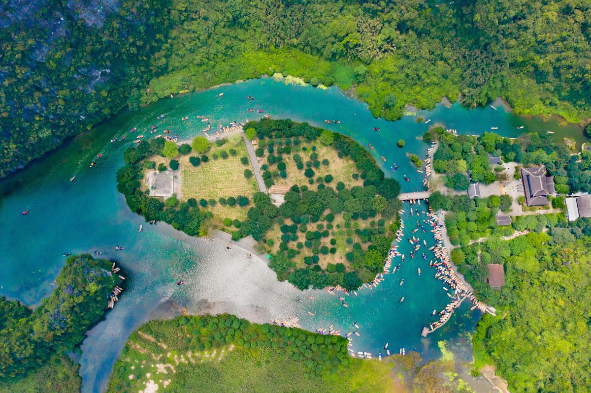 ประสบการณ์การเดินทางแบบพอเพียงที่เป็นประโยชน์ไปยัง Trang An Ninh Binh