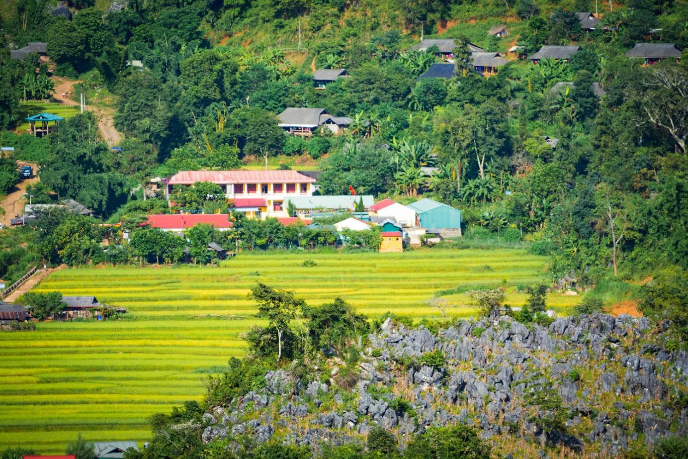 Travel to Dien Bien in September