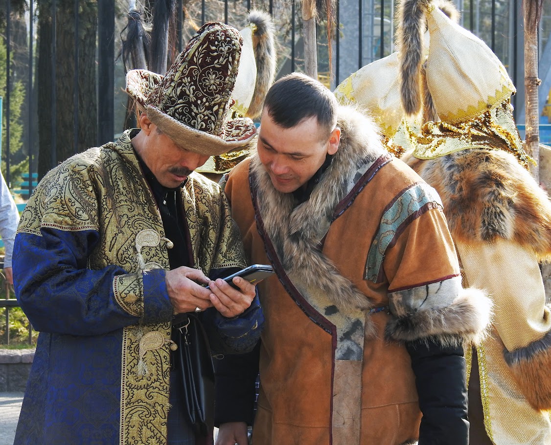 カザフスタン文化：人々、食文化、伝統についての興味深い事実