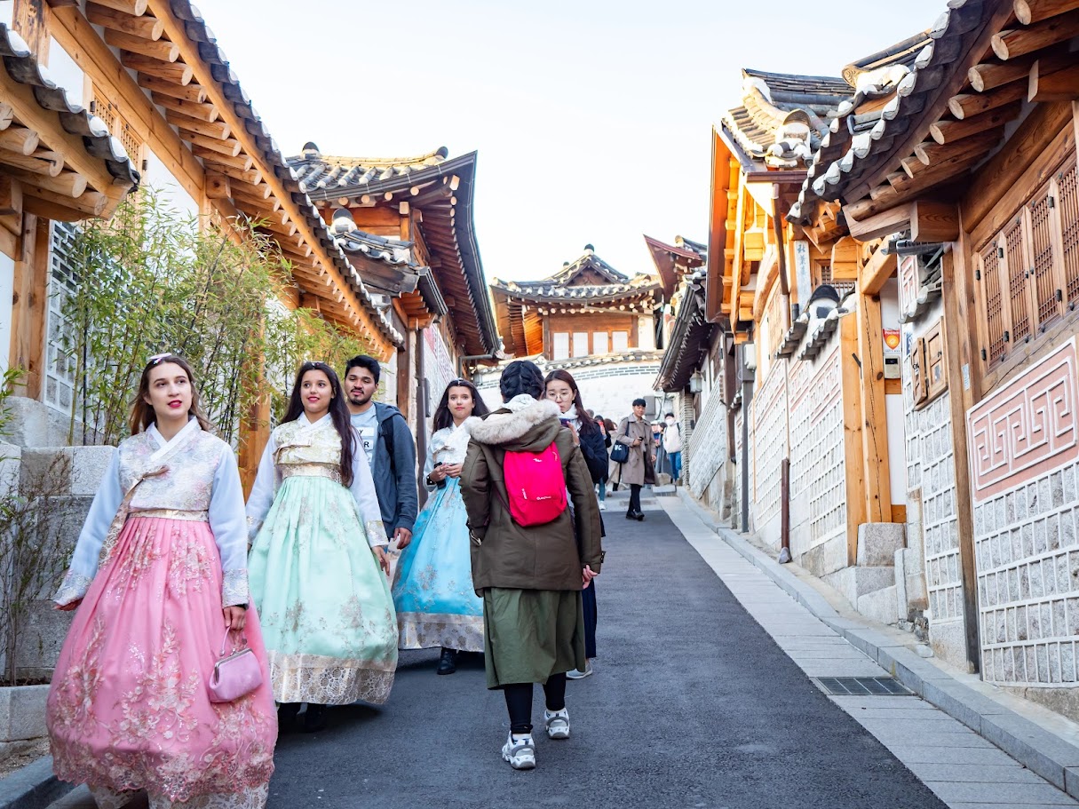  在韓國體驗 hanbok：在哪裡租、多少錢、怎麼穿？