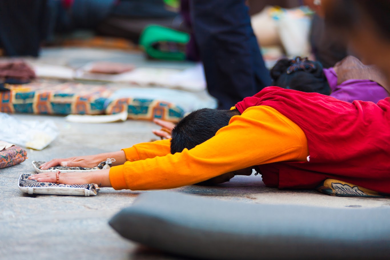 チベット旅行:世界の屋根と精神的な旅を探検する
