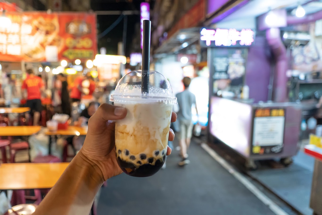 Bubble milk tea at Shi Lin Night Market is absolutely delicious