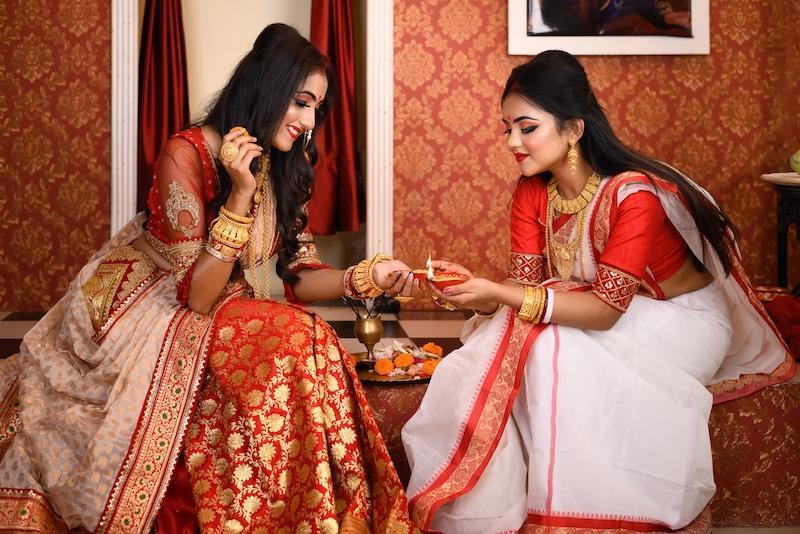 Trang phục Sari truy&ecirc;̀n th&ocirc;́ng