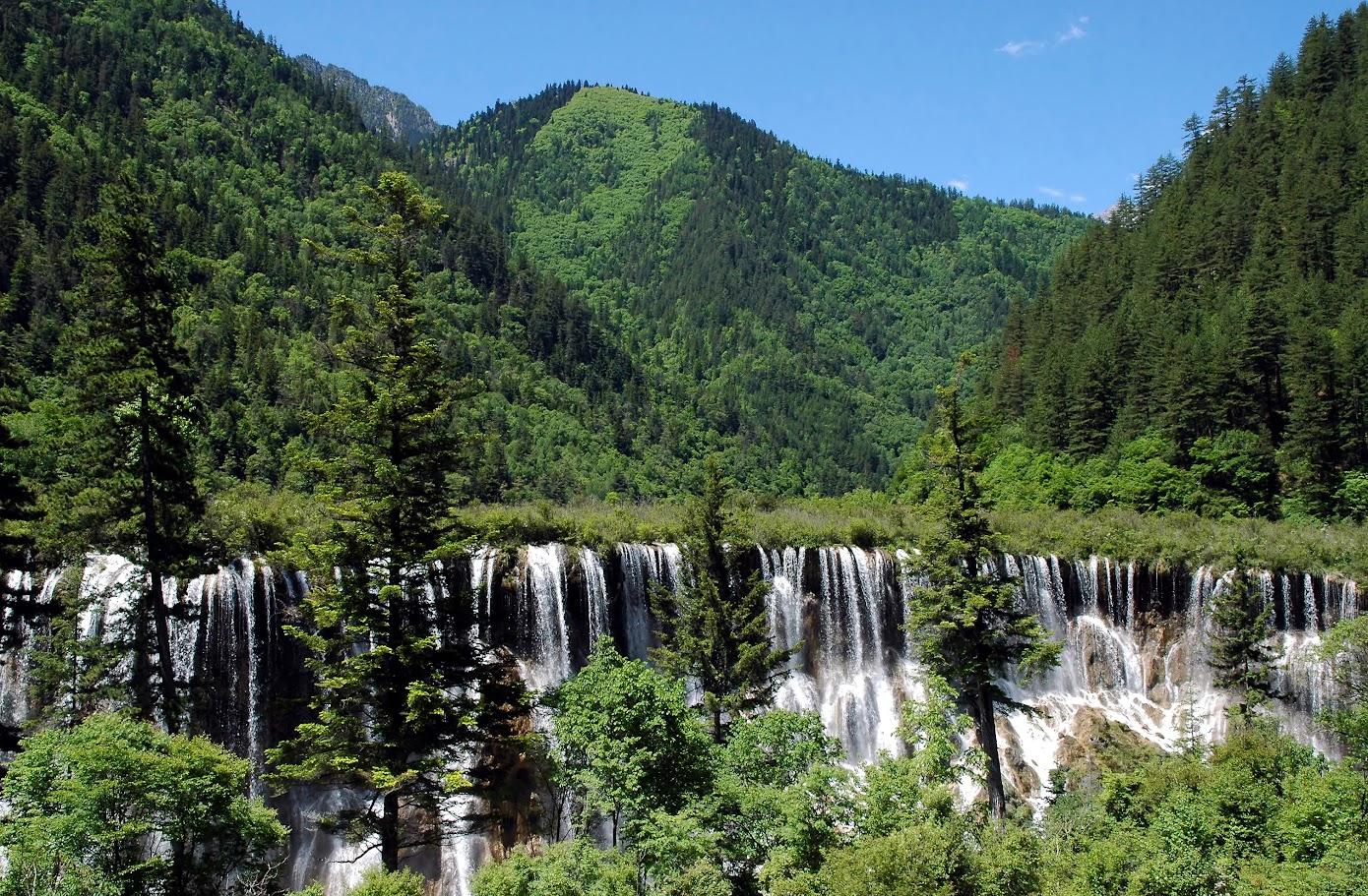 Cuu Trai Cau – The legendary land of four-season waters