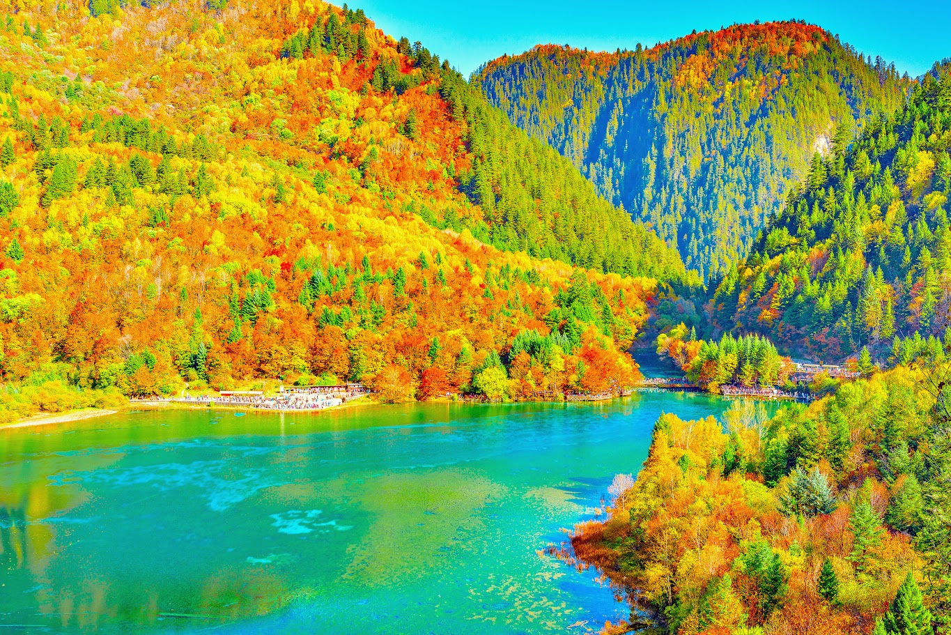 Cuu Trai Cau – The legendary land of four-season waters