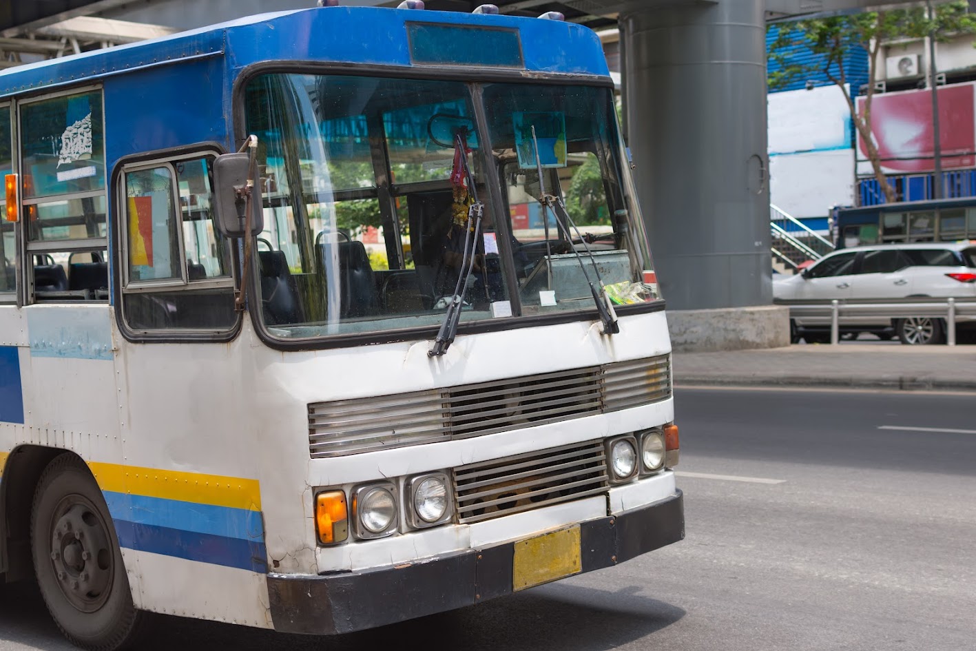 Types of cars going to Khon Kaen airport