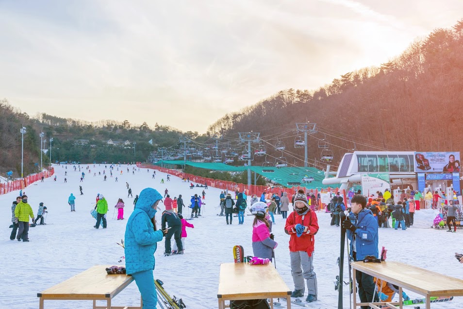 한국은 한국은 설날을 어떤 지키나요?양력 양력 한국 설날에하나요?