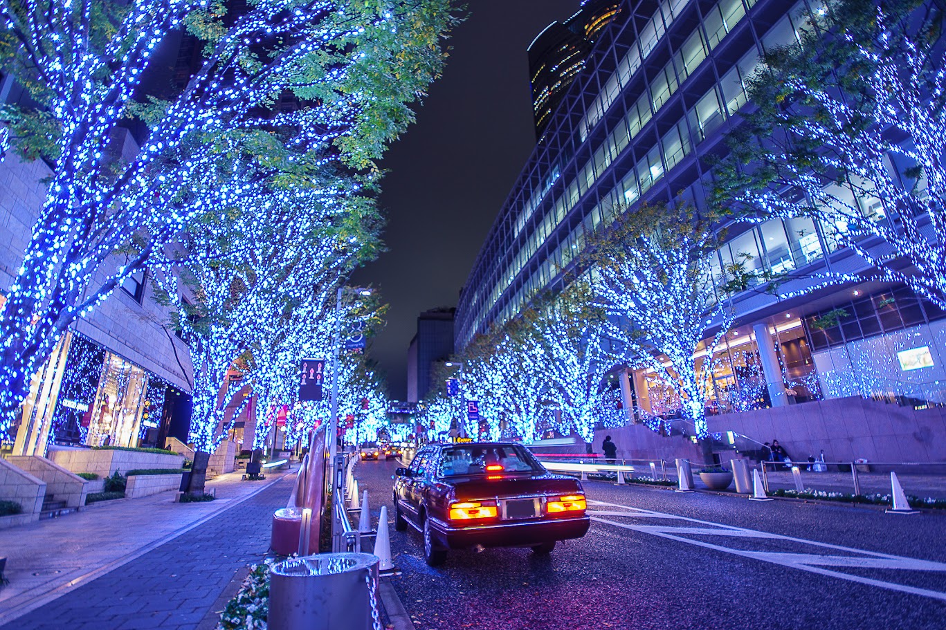 クリスマスシーズンの日本旅行。
