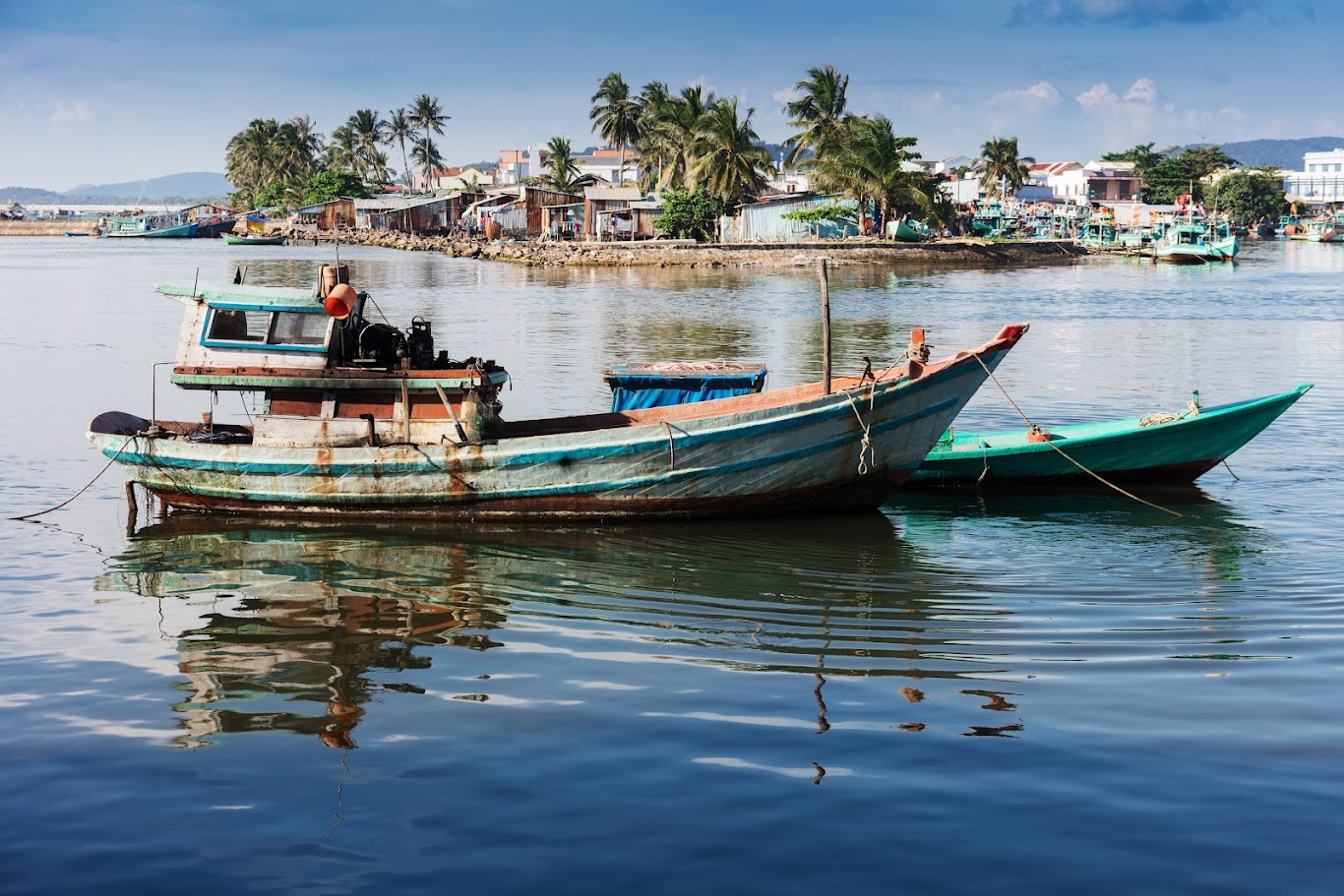 What beautiful places are there in the northern part of Phu Quoc? Suggestions for top famous attractions and appealing check-in spots for tourists
