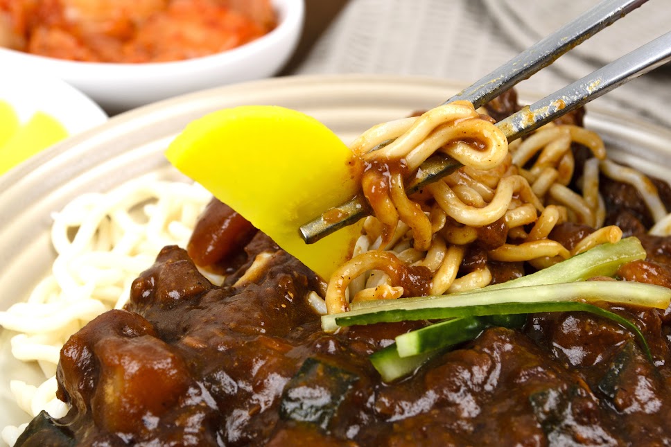 짜장면: 한국에서 만나는 중국의 맛