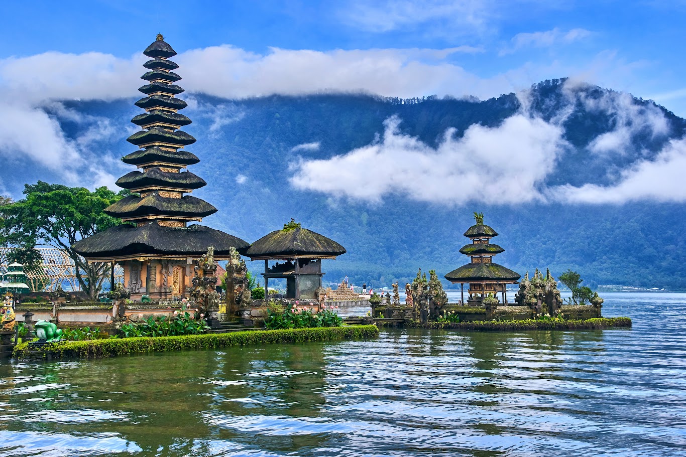 The famous Ulun Danu Beratan Temple floating on the lake in Bali, Indonesia.