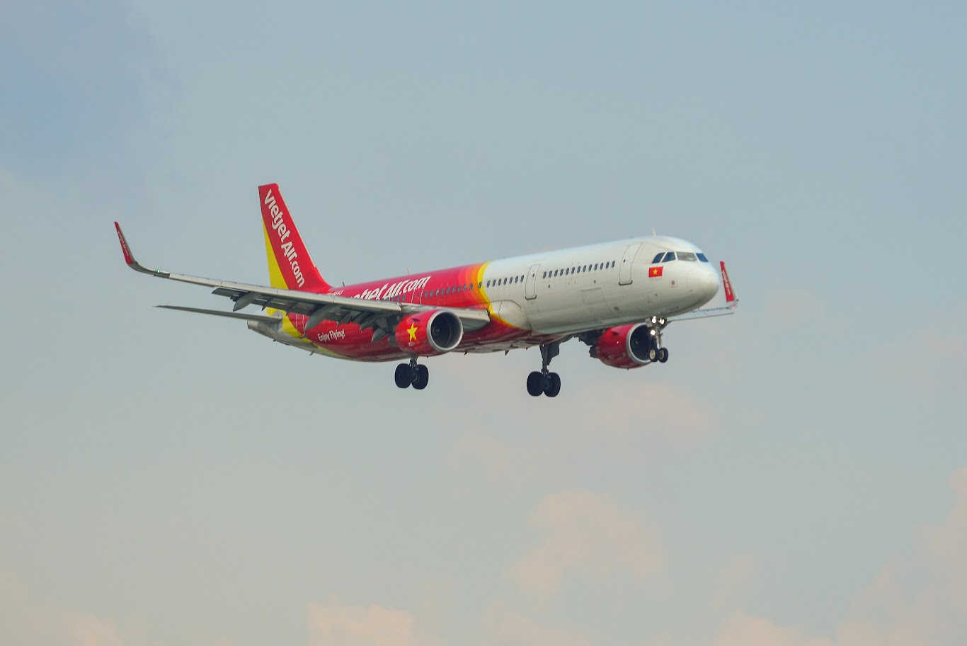 Bay thẳng từ TP.HCM đi Quảng Châu: Mẹo đặt vé rẻ & ưu đãi