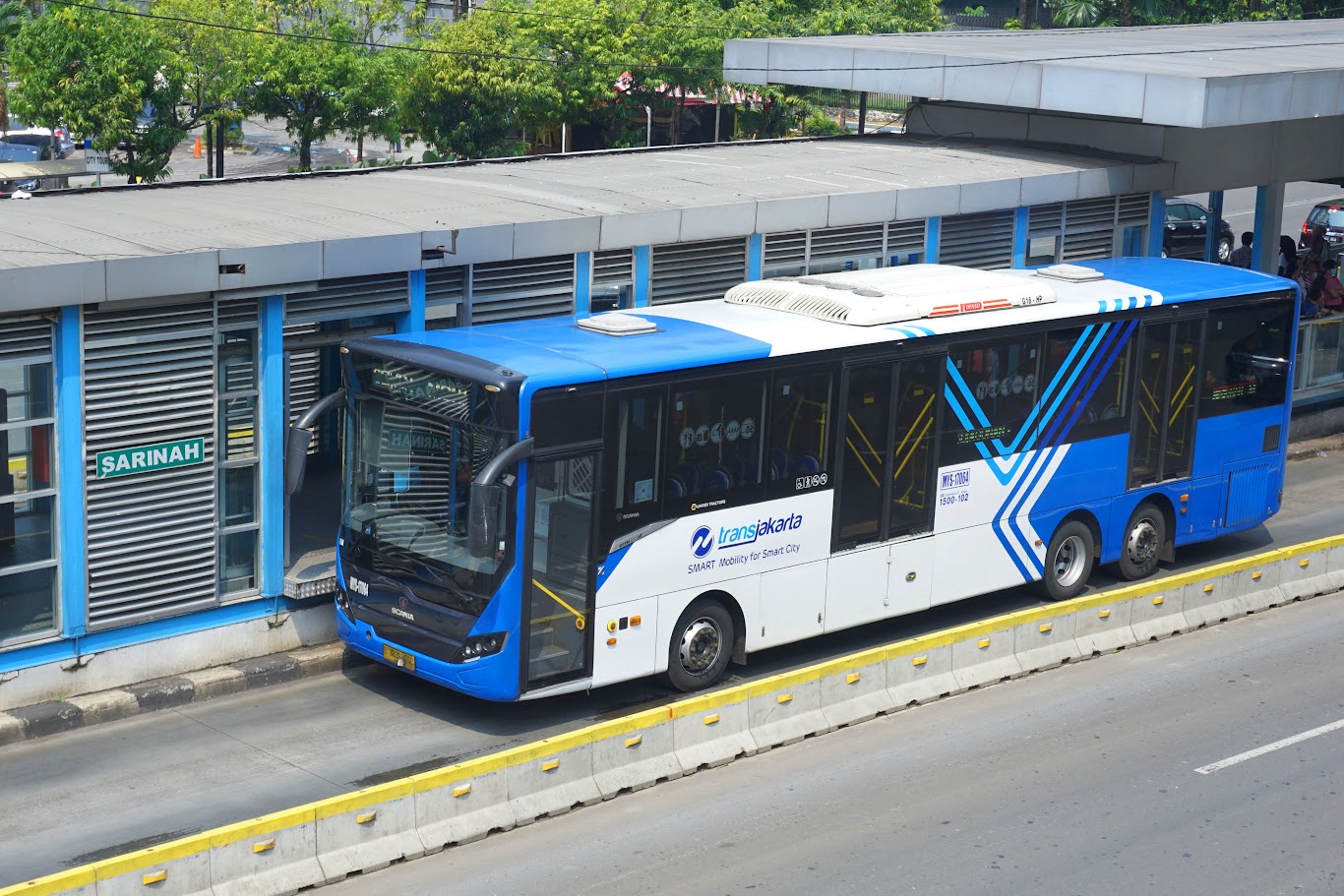 How to get around Jakarta using public transportation