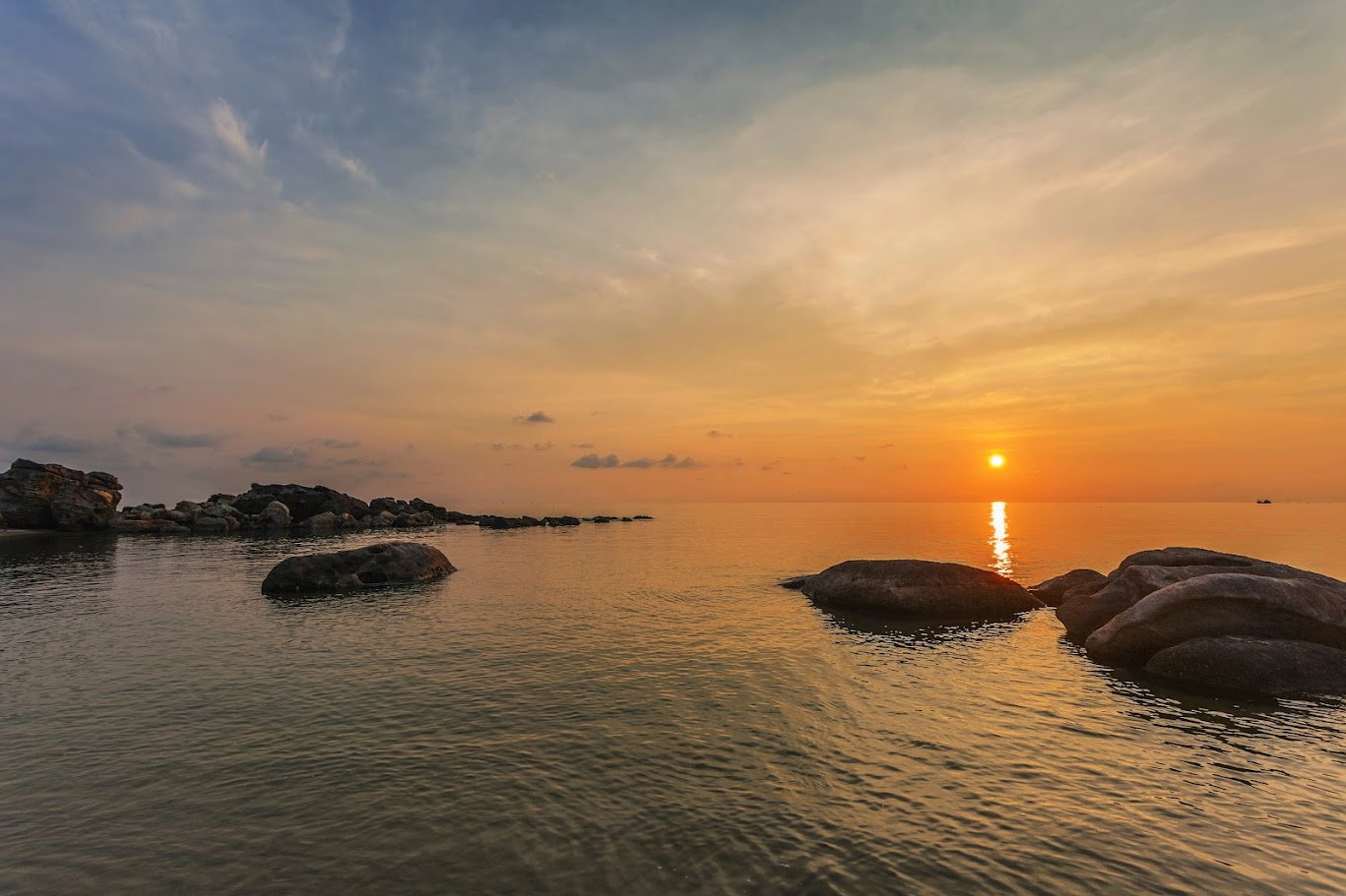 Một lần thử đón bình minh và lặn biển ở Hòn Đồi Mồi, bạn sẽ không thể quên được