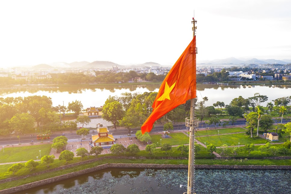 Đặt vé máy bay đi Huế Vietjet Tết Nguyên Đán sớm