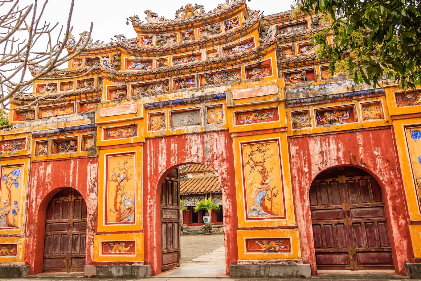 Visiting the Imperial City of Hue: Map, ticket prices, how long to visit