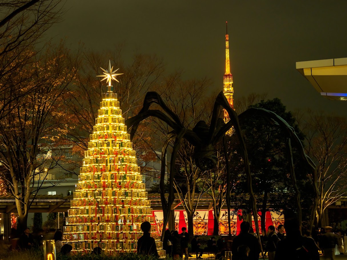 日本のクリスマスシーズンのイルミネーションフェスティバル。