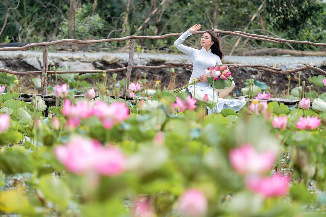 What&rsquo;s special about traveling to Dong Thap? Which places are famous?