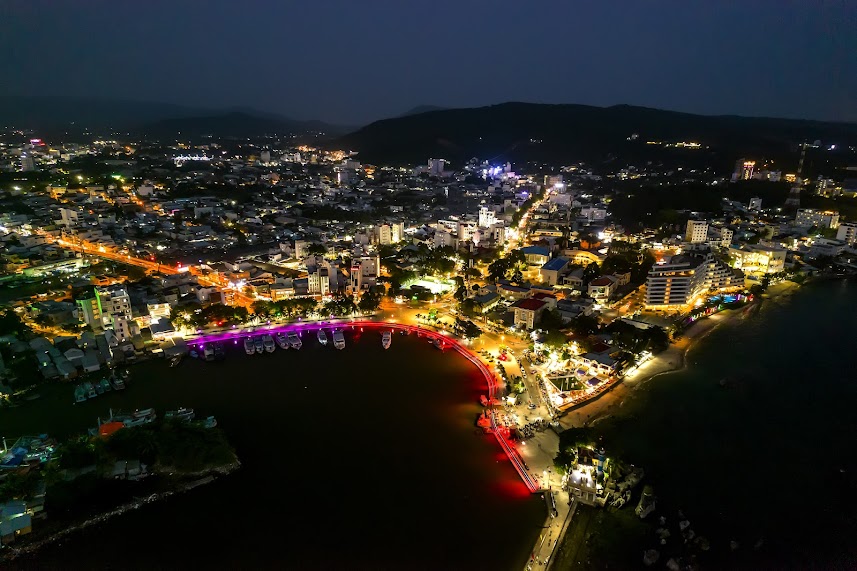 Dinh Cau Night Market: A Must-Visit Night Food Destination in Phu Quoc
