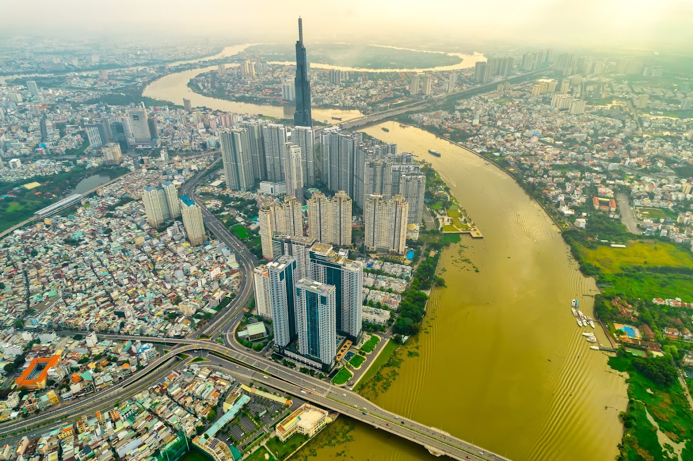 第1區的屋頂酒吧擁有絕美的日落景觀