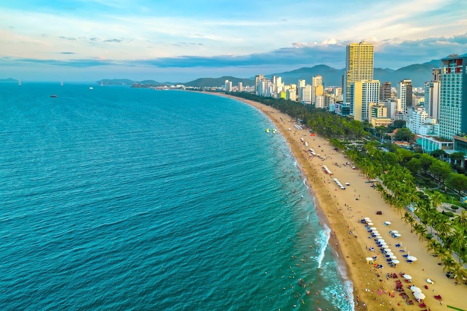 Latest Tips for Booking Flights to Cam Ranh in Summer 2024