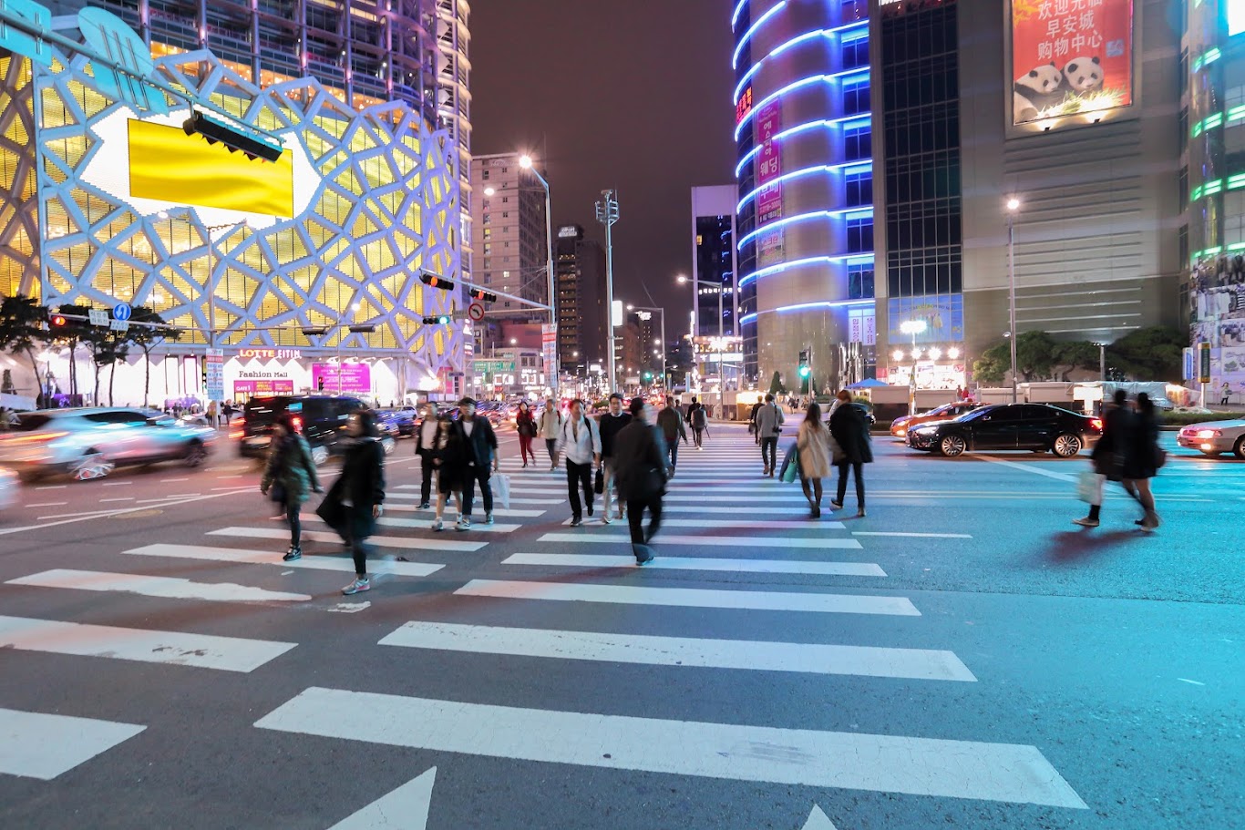 Chợ Dongdaemun: Mua Sắm Và Trải Nghiệm Văn Hóa Ẩm Thực Hàn Quốc