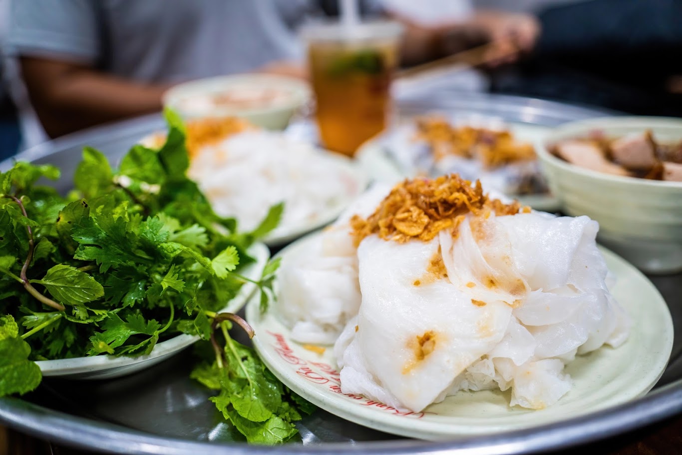  热腾腾的米皮卷