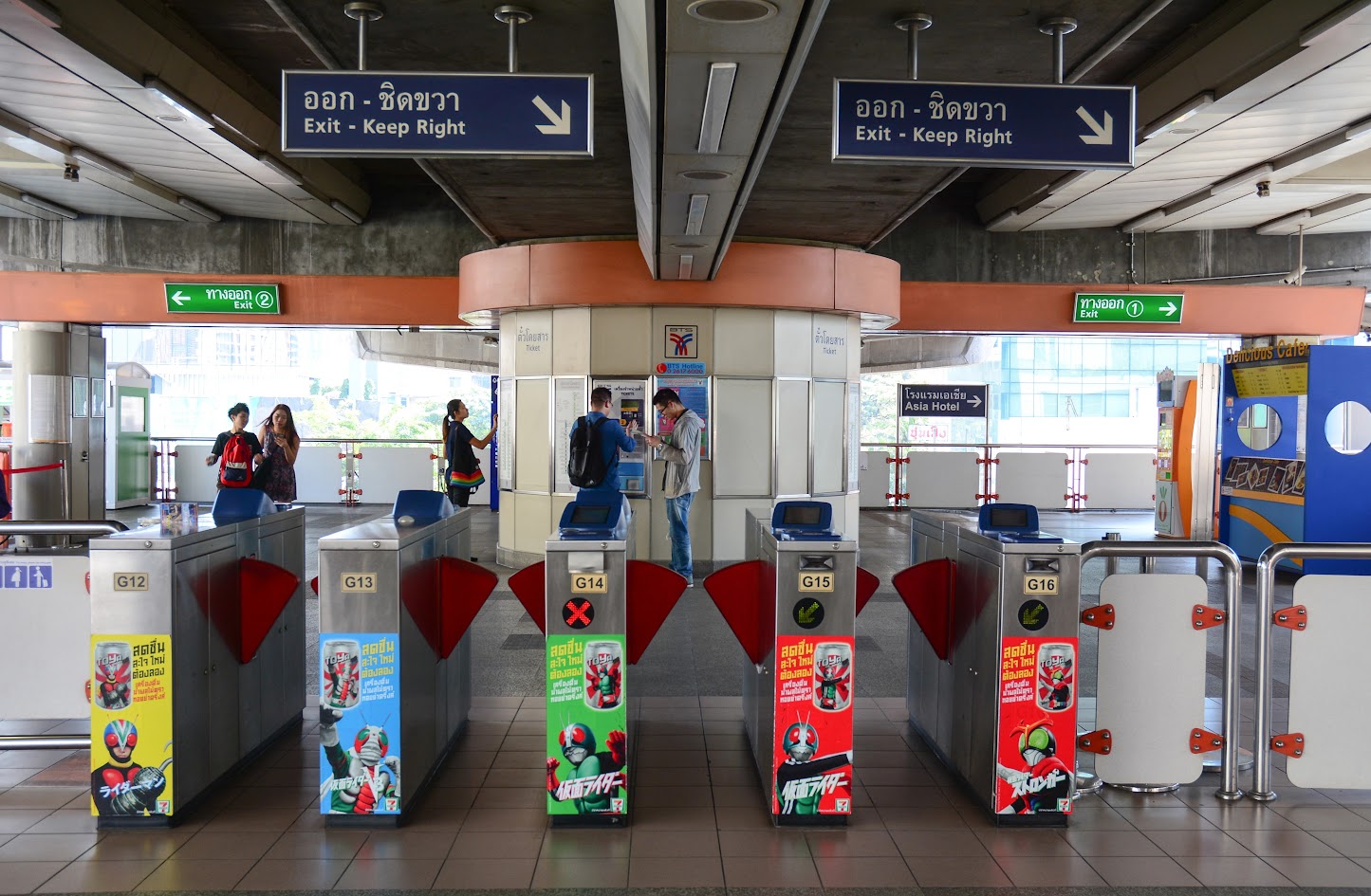 バンコク高架鉄道システム - タイで電車に乗る方法ガイド
