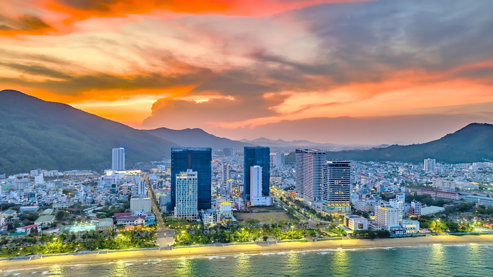 Experience Hiking Vung Chua Mountain in Quy Nhon to Catch the Sunrise