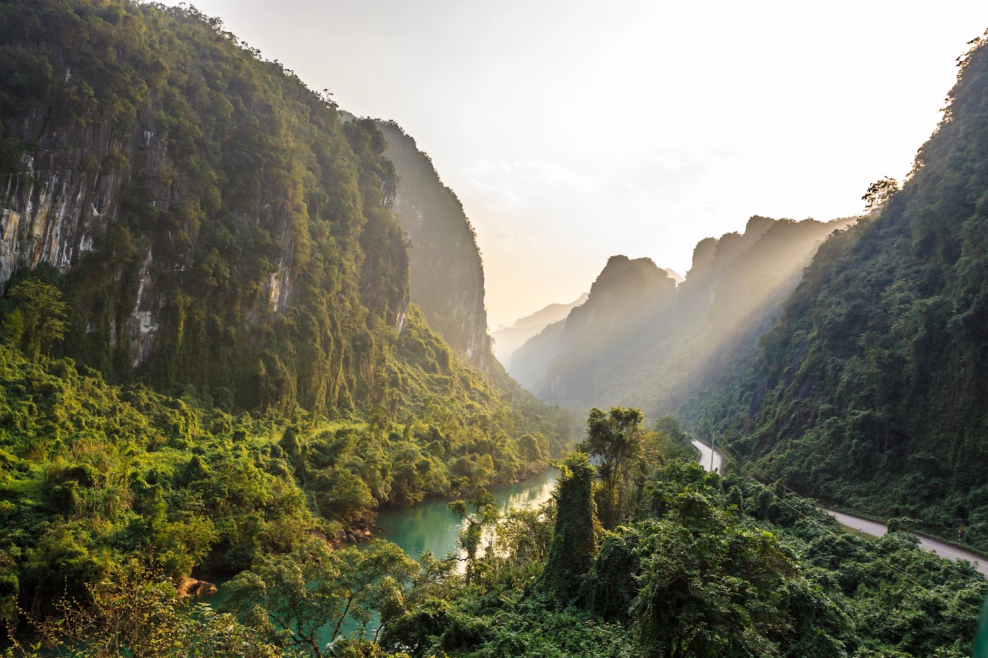 Hang Toi 旅遊區(Quang Binh)有什麼好玩的?Suoi Mo