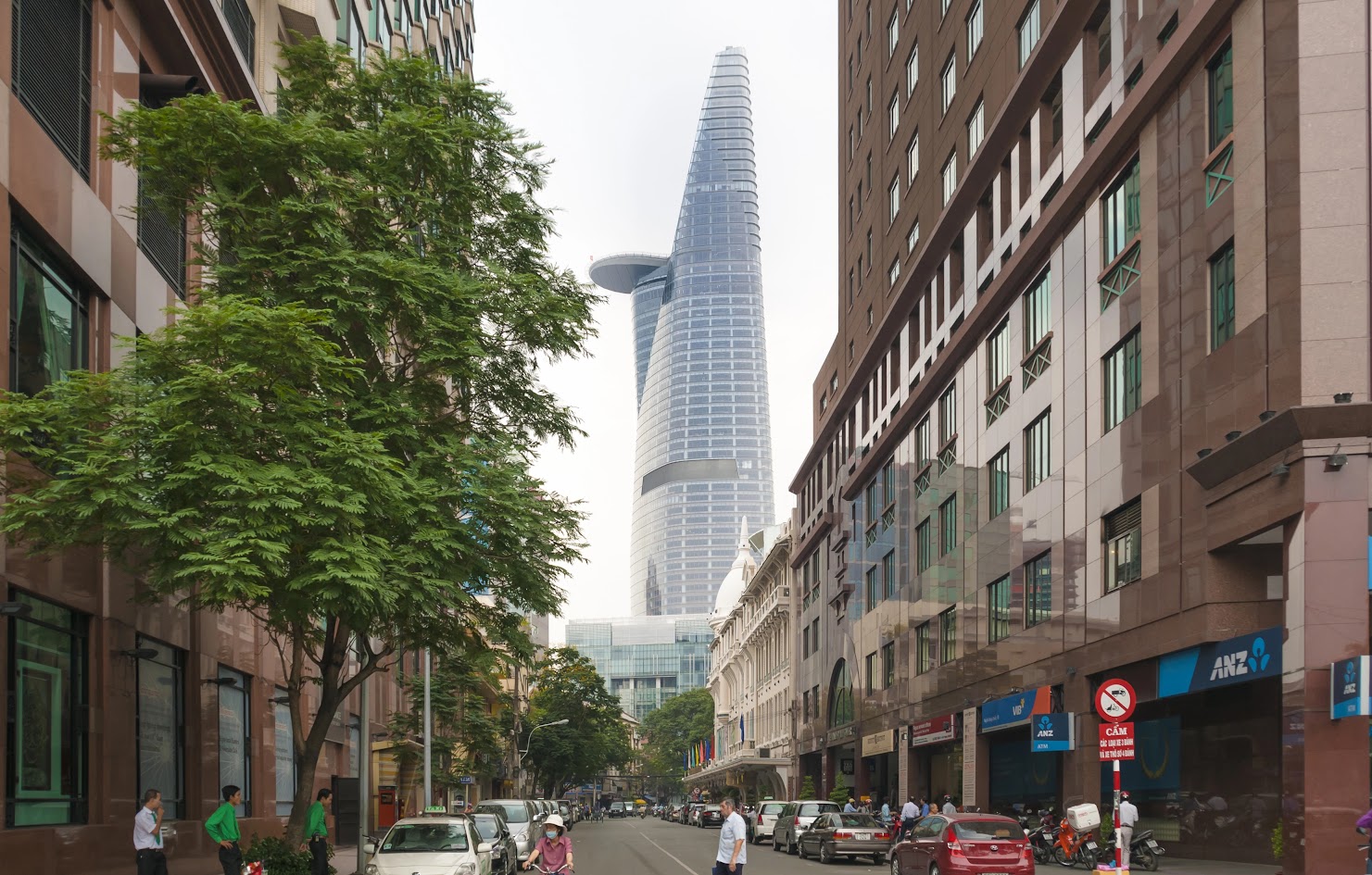 第1区的屋顶酒吧拥有绝美的日落景观