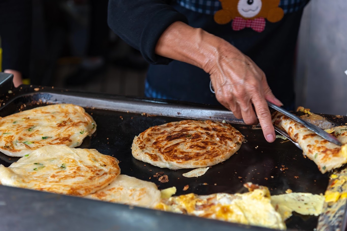 Raohe Night Market: Directions & Must-Try Foods at Raohe Night Market
