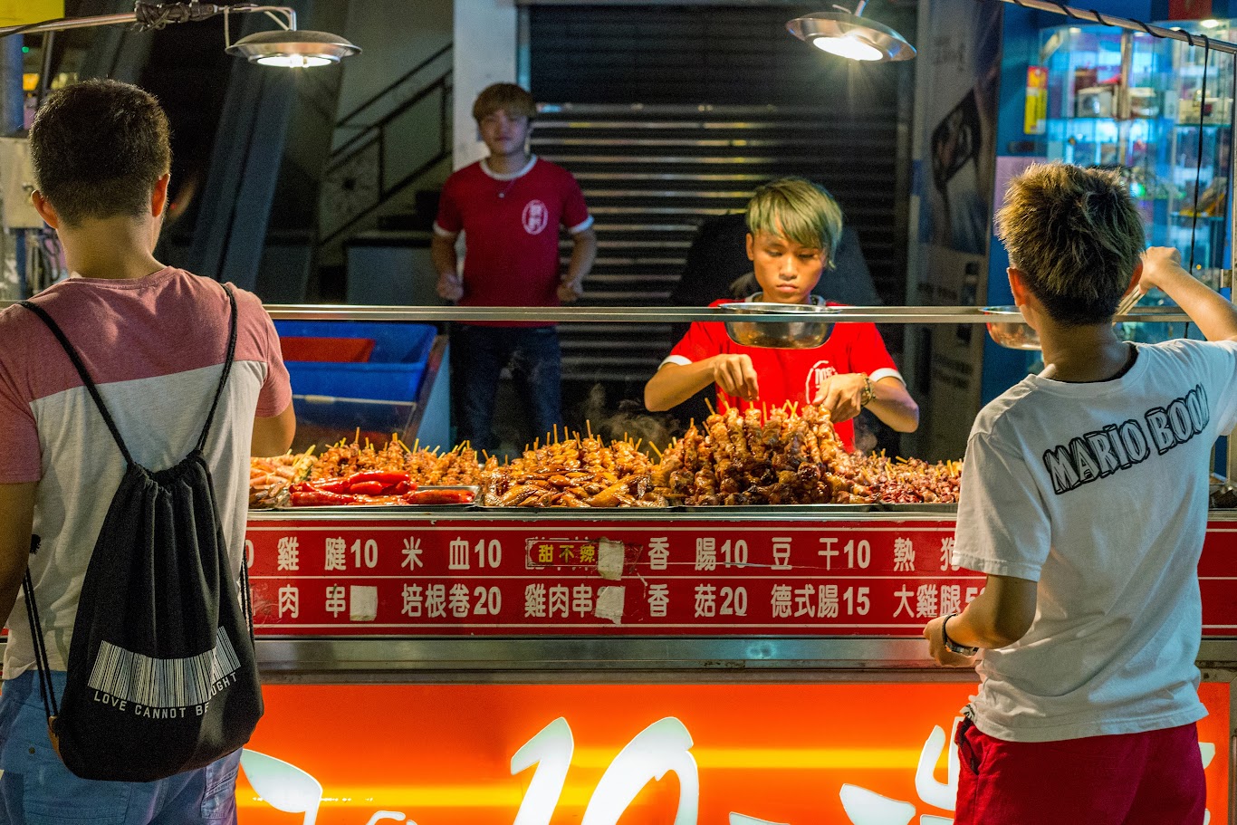 Raohe Night Market: Directions & Must-Try Foods at Raohe Night Market