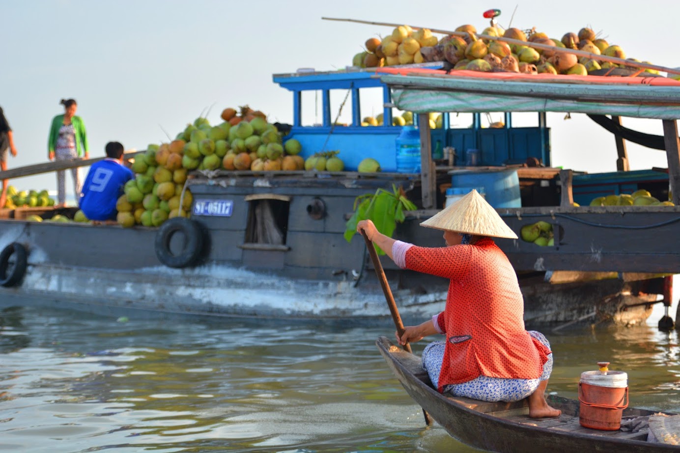 ロンスエン - アンザン水上マーケットへの最も詳細な体験