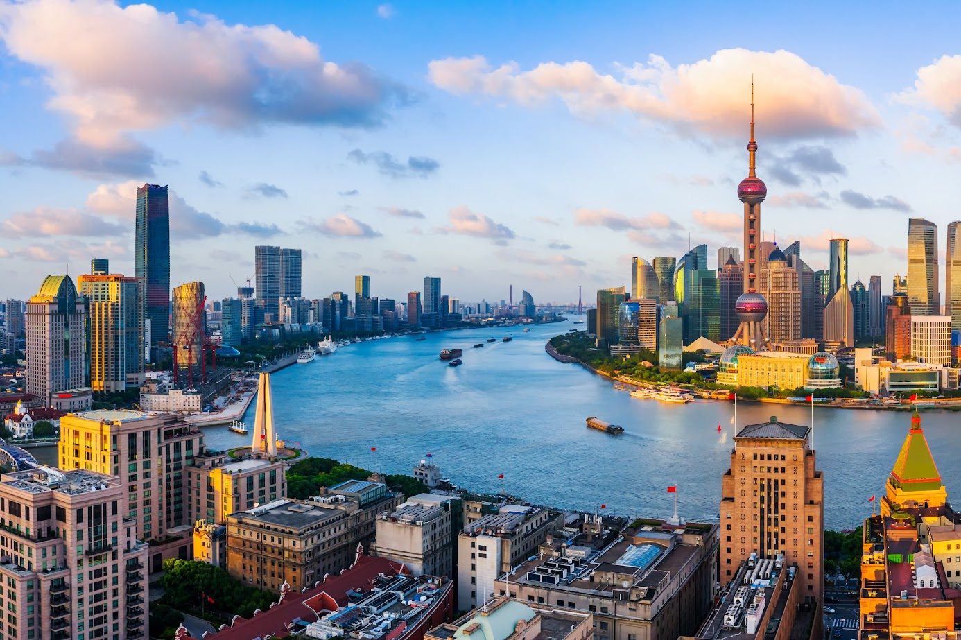Independent Travel Experience in Shanghai, China: Useful Tips