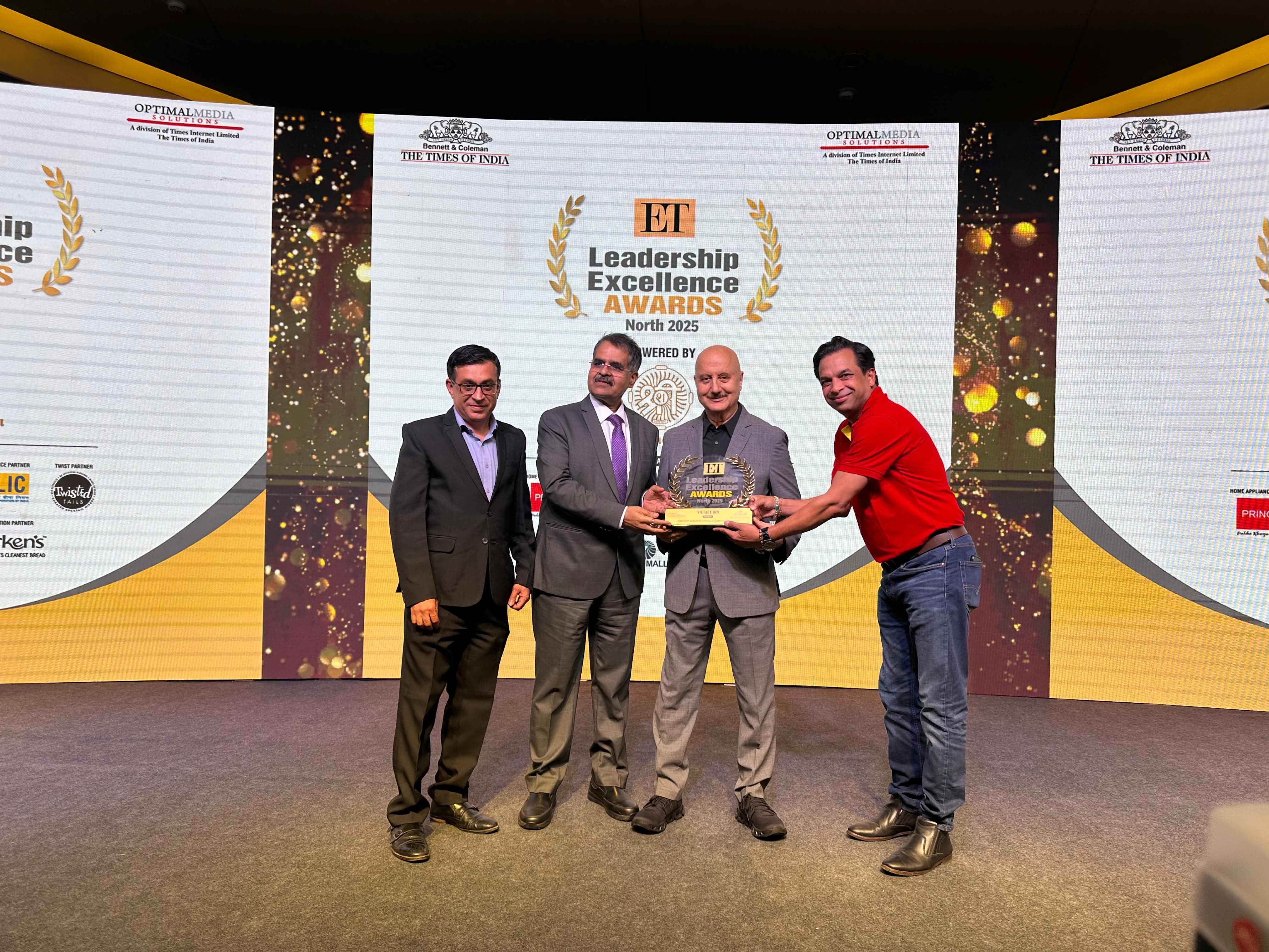 Vietjet Honored with “Excellence in Aviation Services & Customer Experience India 2025”