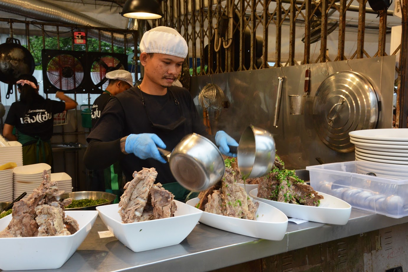 Sườn c&acirc;y Laeng Saeb