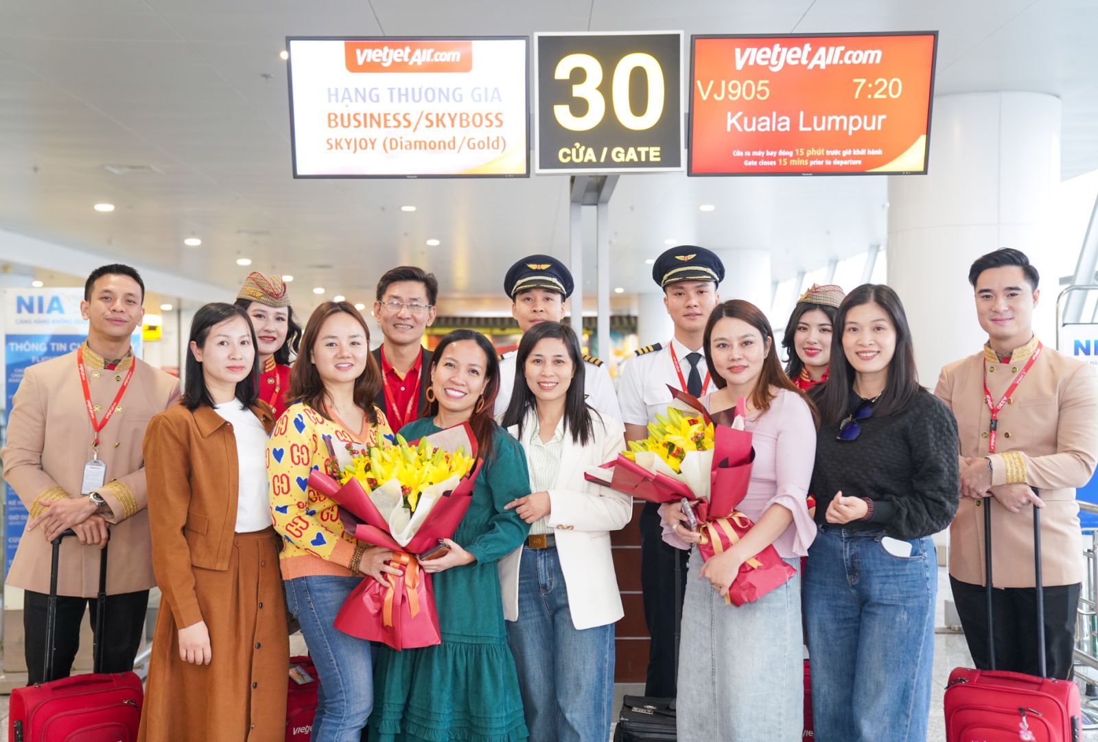 Tin vui: Vietjet chào mừng chuyến bay đầu tiên giữa Kuala Lumpur (Malaysia) và Hà Nội