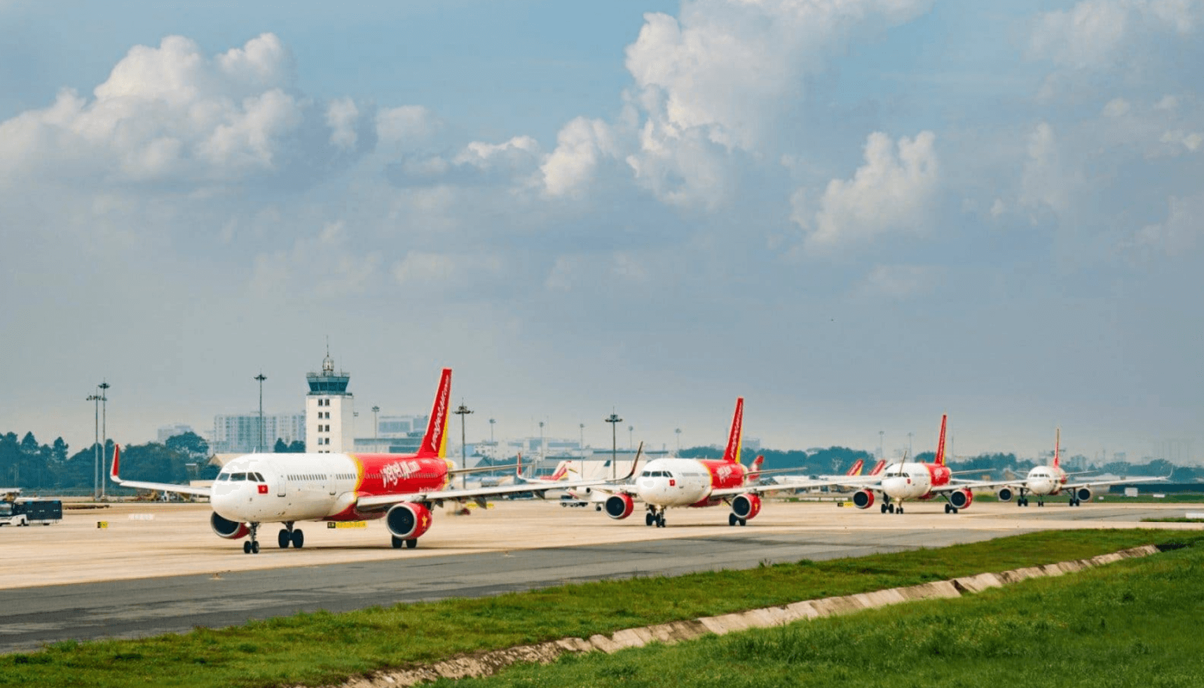 giá vé máy bay từ Buôn Ma Thuột đi TP. HCM Vietjet