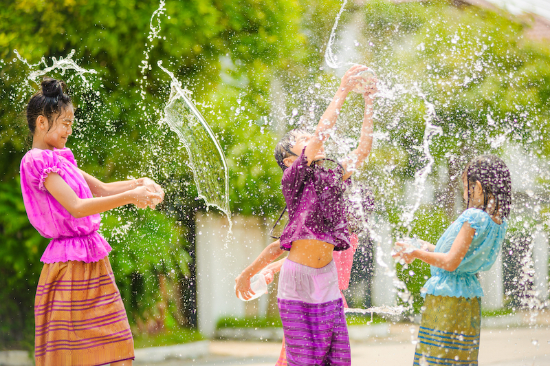 Lễ hội té nước thái lan Songkran