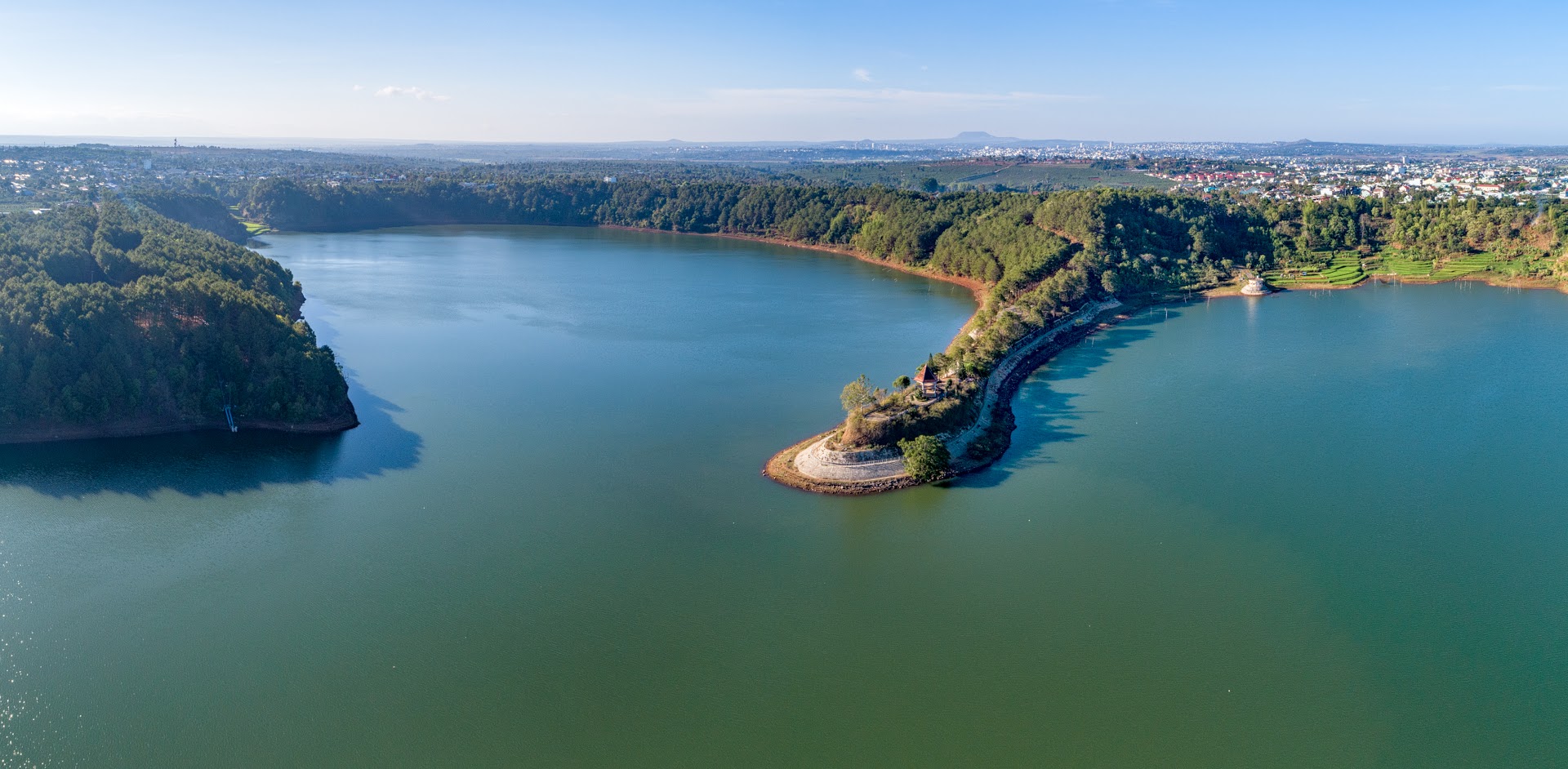 Địa chỉ du lịch nổi tiếng gần sân bay Pleiku