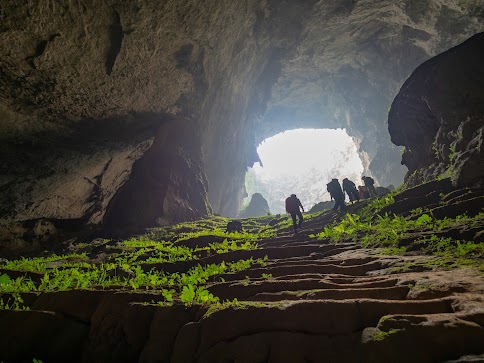 Cảnh đẹp Quảng Bình Hang Sơn Đoòng