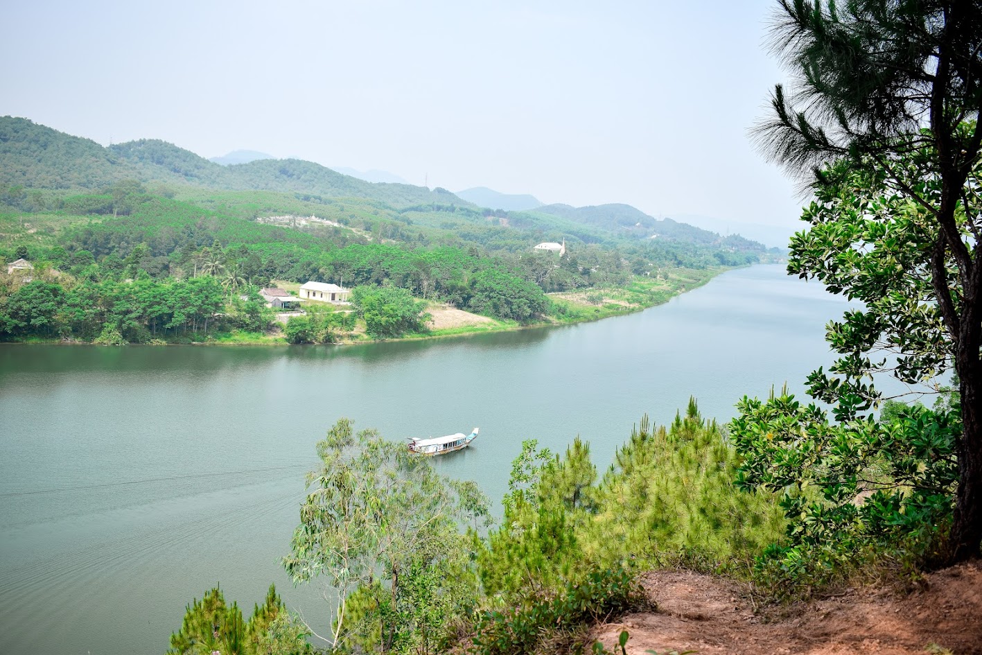 địa điểm du lịch gần sân bay Phú Bài