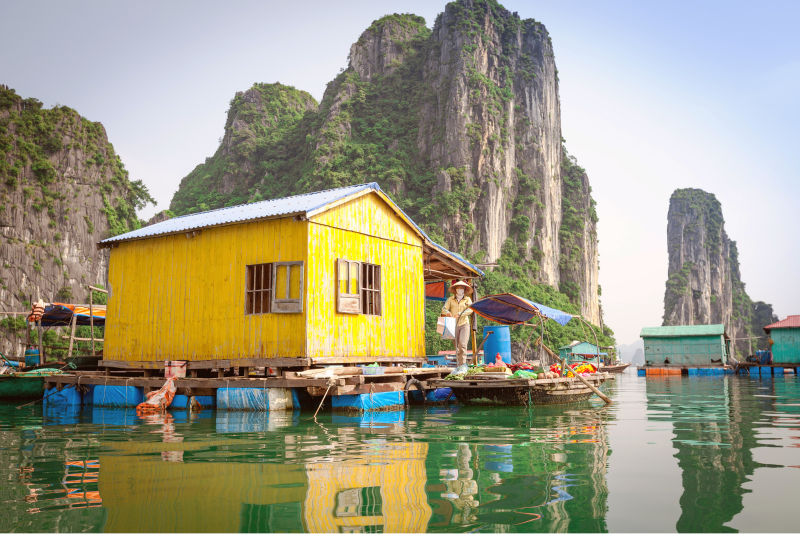 Làng chài Quảng Ninh